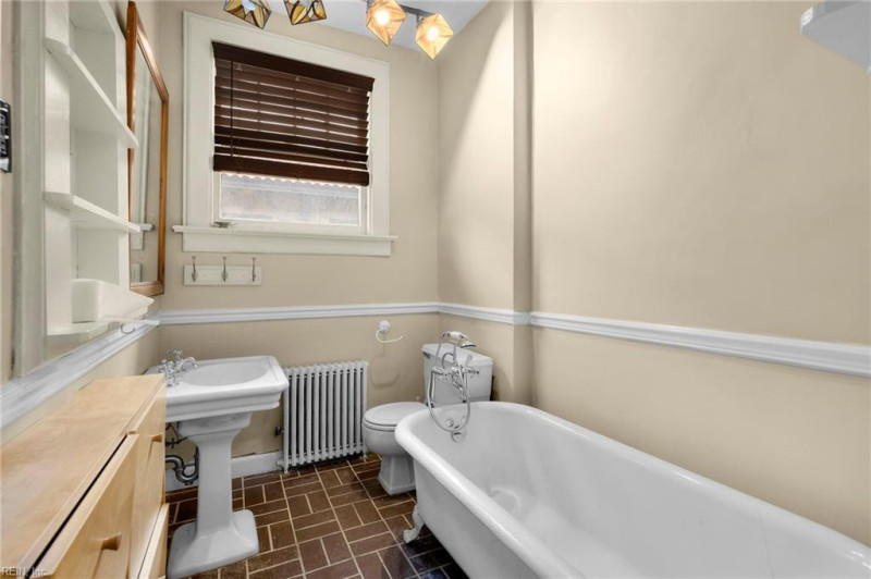 Photo 34 of 42 residential for sale in Norfolk virginia