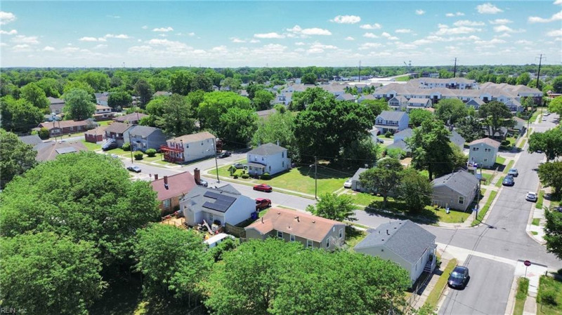 Photo 23 of 47 residential for sale in Norfolk virginia Photo 23 of 47 residential for sale in Norfolk virginia