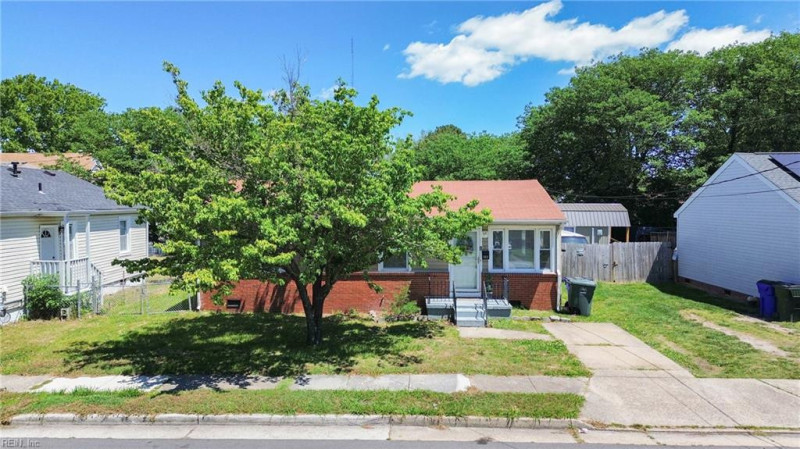 Photo 32 of 47 residential for sale in Norfolk virginia Photo 32 of 47 residential for sale in Norfolk virginia