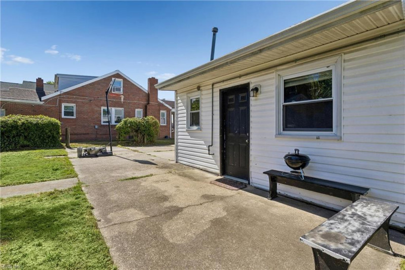 Photo 25 of 27 residential for sale in Norfolk virginia
