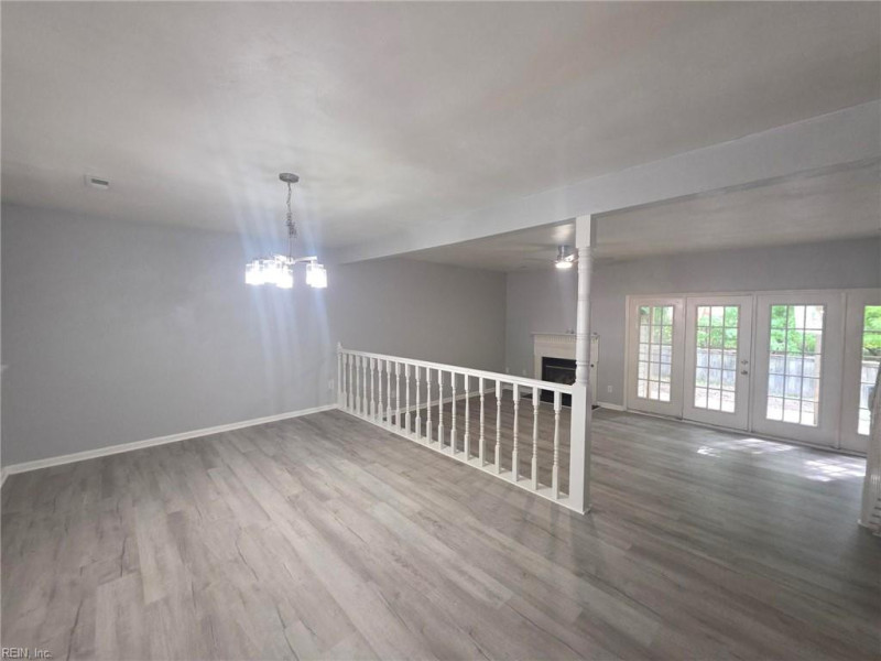 Photo 6 of 18 residential for sale in Chesapeake virginia