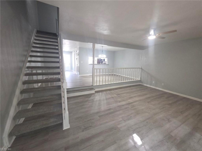 Photo 7 of 18 residential for sale in Chesapeake virginia