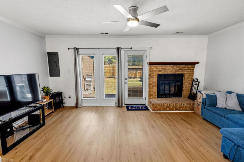 Photo 17 of 30 residential for sale in Virginia Beach virginia