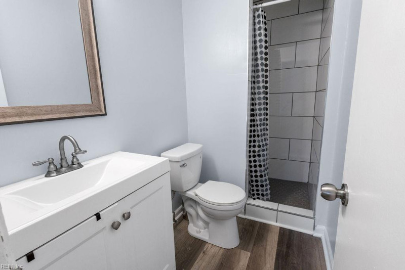 Photo 21 of 30 residential for sale in Virginia Beach virginia