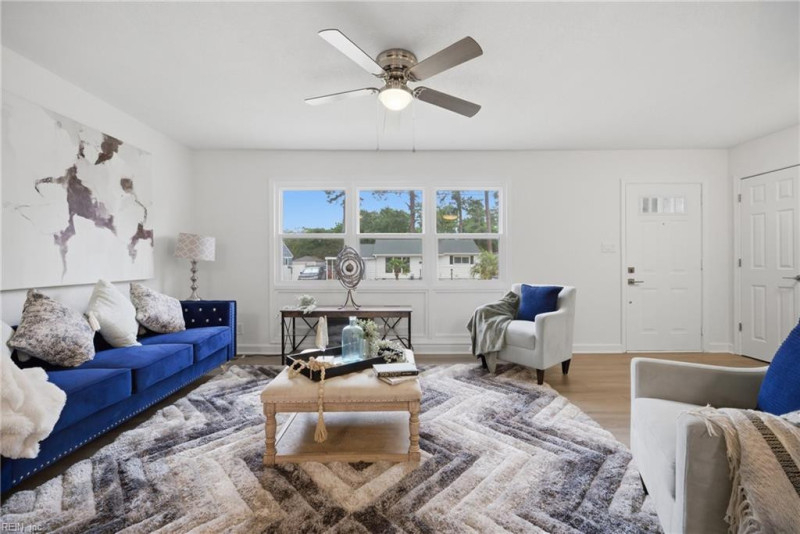 Photo 11 of 31 residential for sale in Virginia Beach virginia