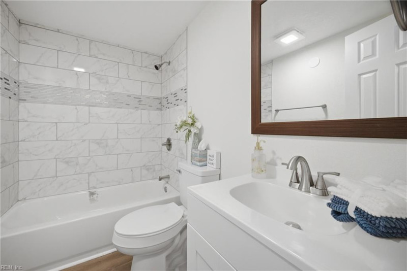 Photo 15 of 31 residential for sale in Virginia Beach virginia