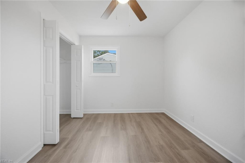 Photo 16 of 31 residential for sale in Virginia Beach virginia
