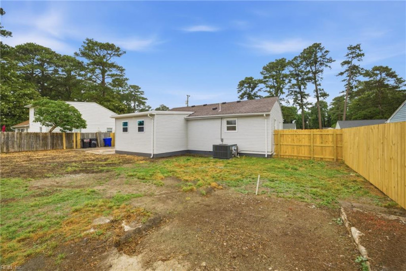 Photo 29 of 31 residential for sale in Virginia Beach virginia