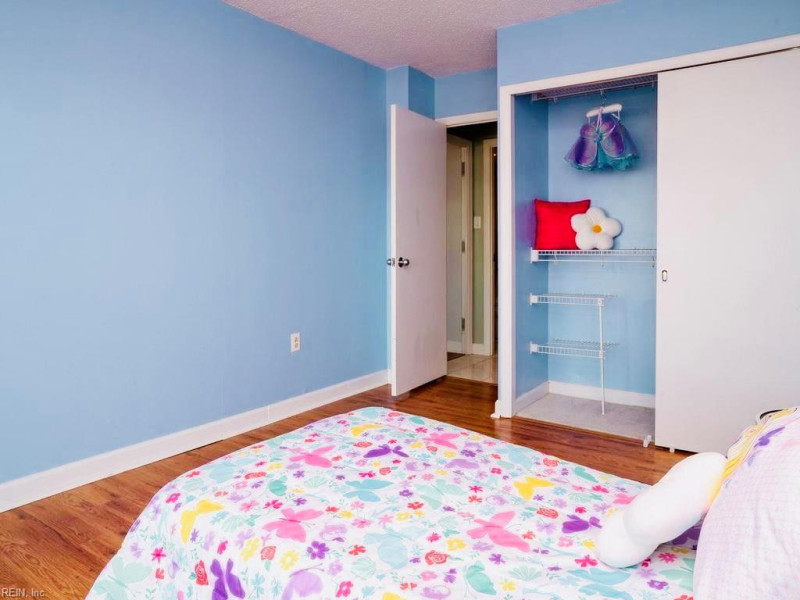 Photo 21 of 40 residential for sale in Virginia Beach virginia
