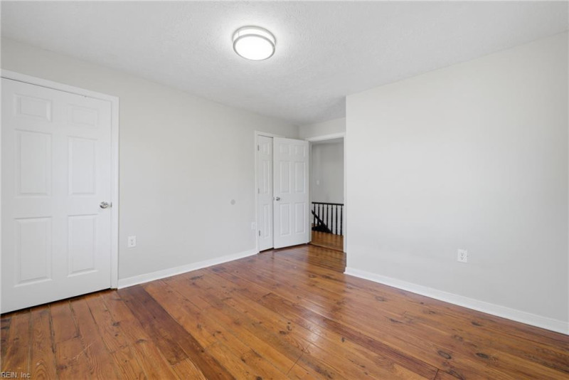 Photo 18 of 23 residential for sale in Petersburg City virginia Photo 18 of 23 residential for sale in Petersburg City virginia