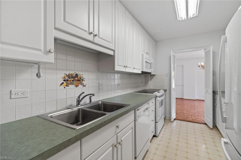 Photo 17 of 50 residential for sale in Norfolk virginia Photo 17 of 50 residential for sale in Norfolk virginia