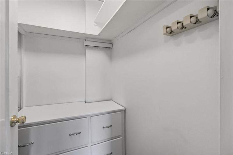Photo 33 of 50 residential for sale in Norfolk virginia