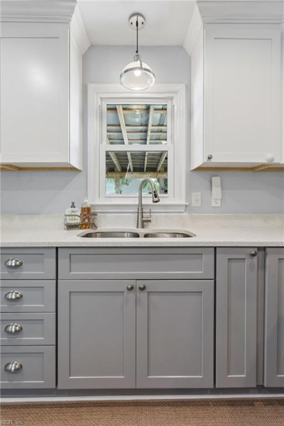 Photo 12 of 42 residential for sale in Hampton virginia