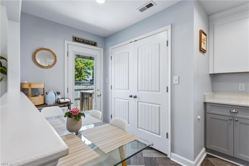 Photo 15 of 42 residential for sale in Hampton virginia