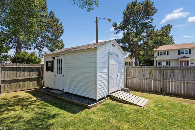 Photo 36 of 42 residential for sale in Hampton virginia