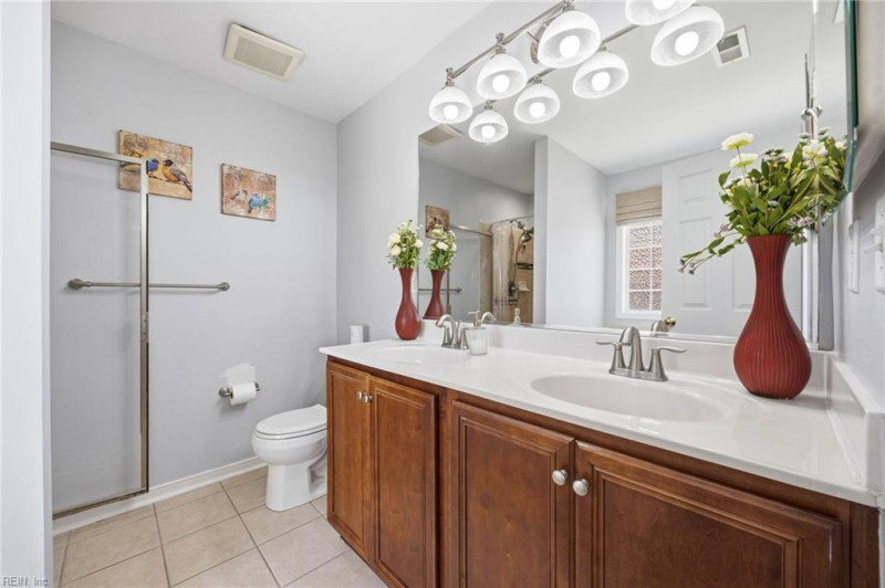 Photo 19 of 42 residential for sale in Virginia Beach virginia