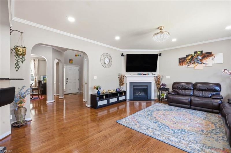 Photo 8 of 42 residential for sale in Virginia Beach virginia