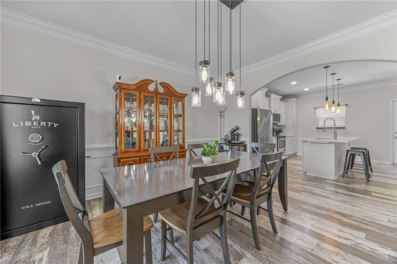 Photo 4 of 29 residential for sale in Norfolk virginia