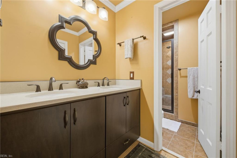 Photo 17 of 28 residential for sale in Virginia Beach virginia