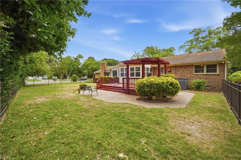 Photo 23 of 28 residential for sale in Virginia Beach virginia