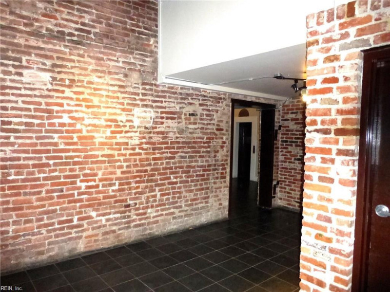 Photo 10 of 37 residential for sale in Norfolk virginia