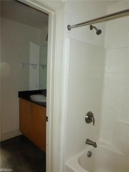 Photo 17 of 37 residential for sale in Norfolk virginia