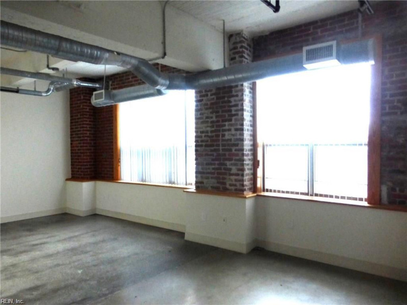 Photo 19 of 37 residential for sale in Norfolk virginia