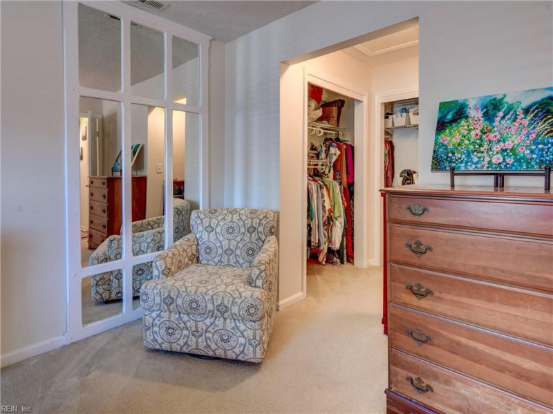 Photo 16 of 27 residential for sale in Virginia Beach virginia