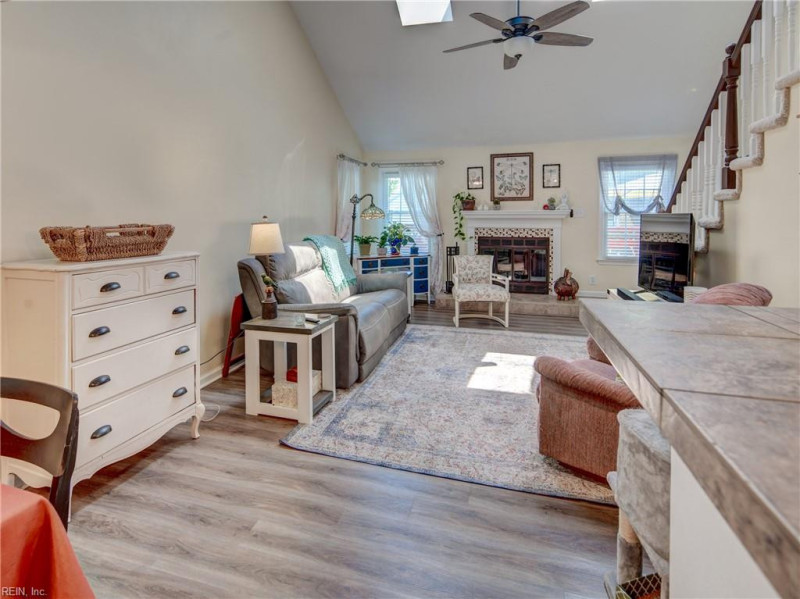 Photo 19 of 27 residential for sale in Virginia Beach virginia
