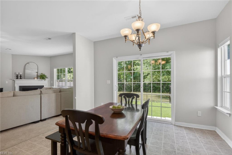 Photo 17 of 45 residential for sale in Chesapeake virginia