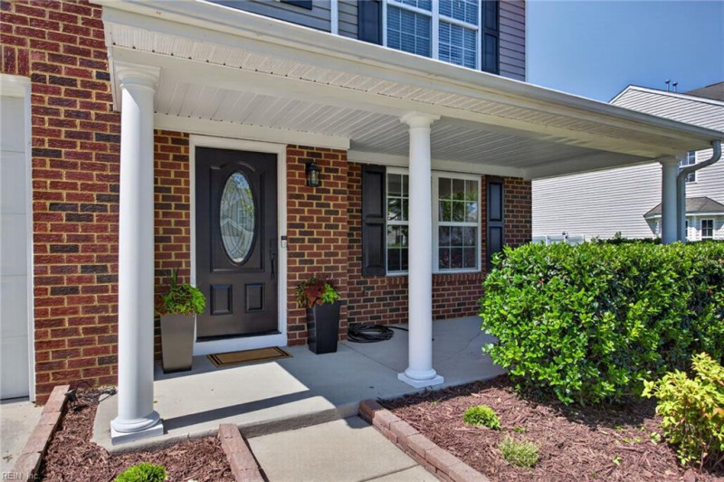 Photo 2 of 45 residential for sale in Chesapeake virginia