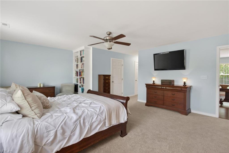 Photo 29 of 45 residential for sale in Chesapeake virginia