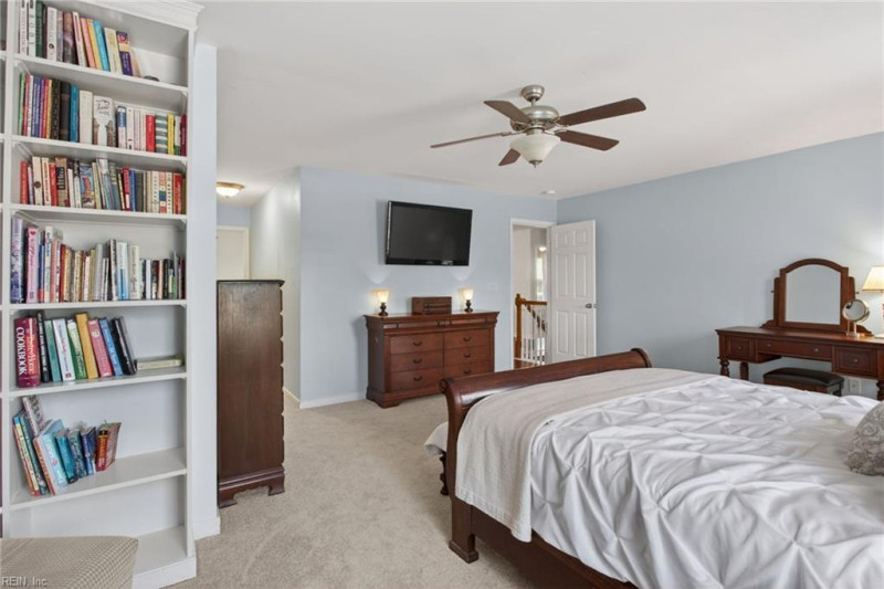 Photo 30 of 45 residential for sale in Chesapeake virginia