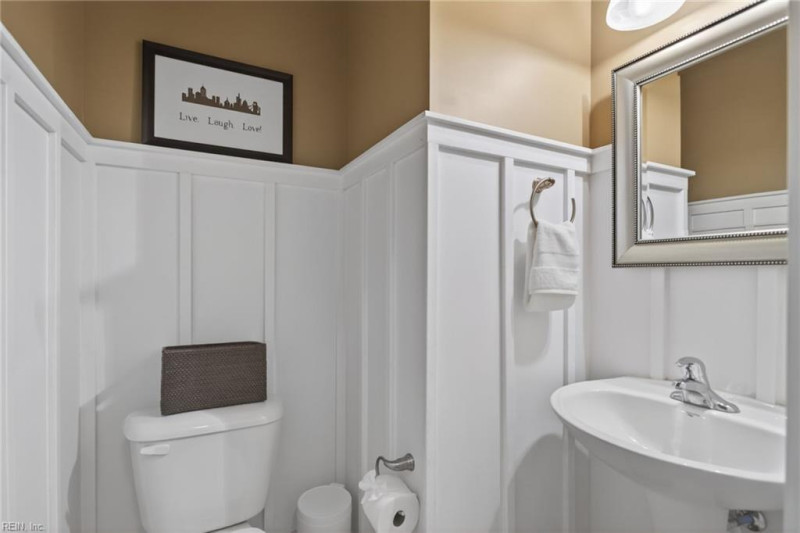 Photo 39 of 45 residential for sale in Chesapeake virginia