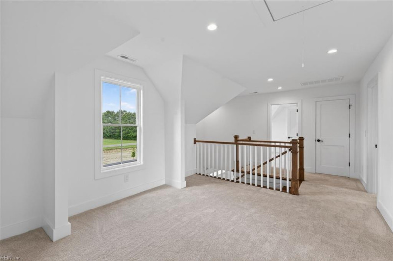 Photo 25 of 43 residential for sale in Chesapeake virginia