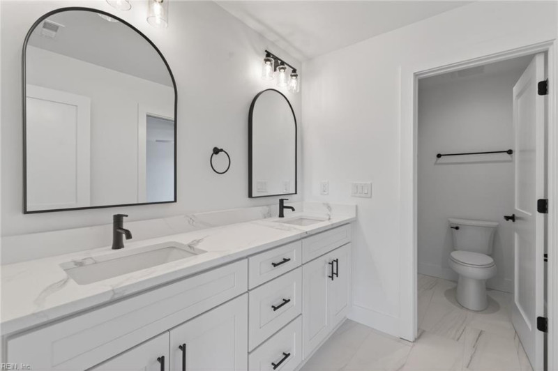 Photo 33 of 43 residential for sale in Chesapeake virginia