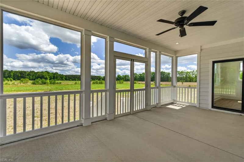 Photo 35 of 43 residential for sale in Chesapeake virginia