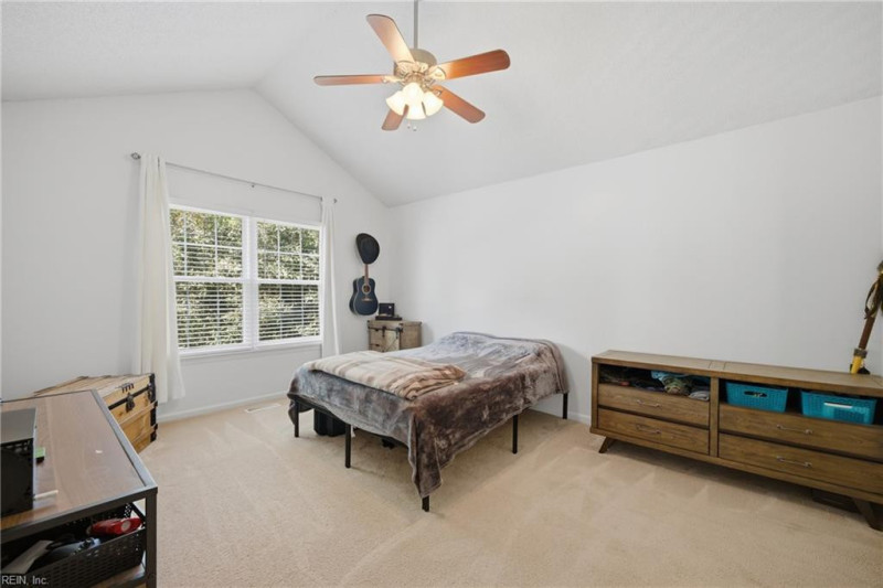 Photo 14 of 40 residential for sale in Chesapeake virginia