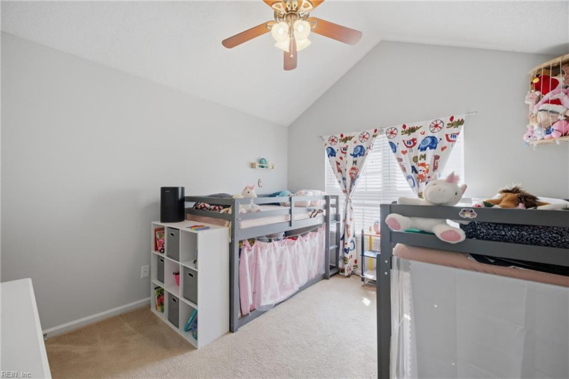Photo 19 of 40 residential for sale in Chesapeake virginia