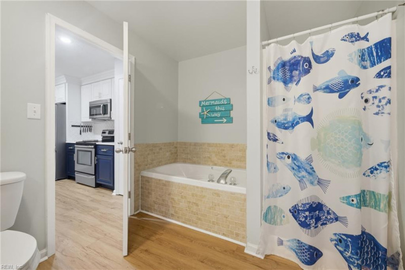 Photo 21 of 40 residential for sale in Chesapeake virginia