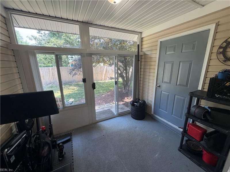 Photo 26 of 40 residential for sale in Chesapeake virginia