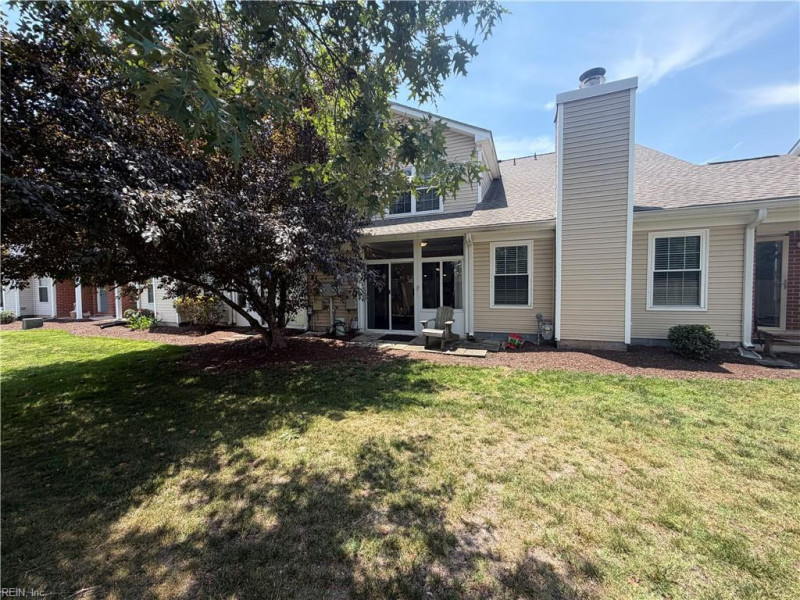Photo 30 of 40 residential for sale in Chesapeake virginia
