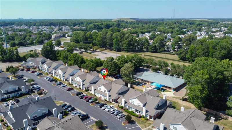 Photo 37 of 40 residential for sale in Chesapeake virginia