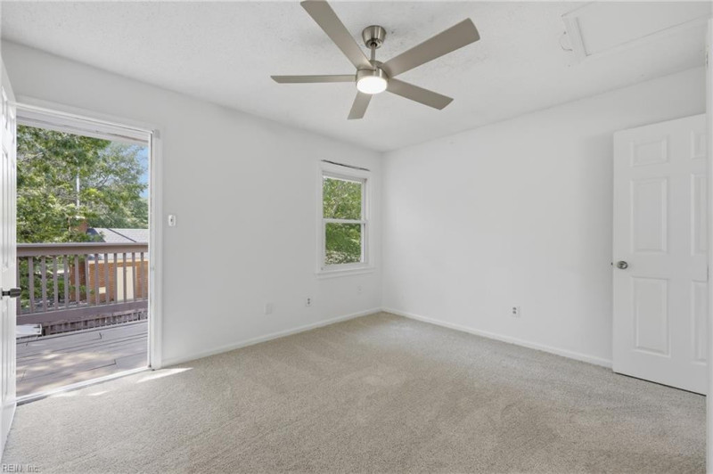 Photo 25 of 44 residential for sale in Virginia Beach virginia