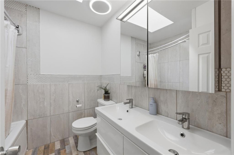 Photo 27 of 44 residential for sale in Virginia Beach virginia