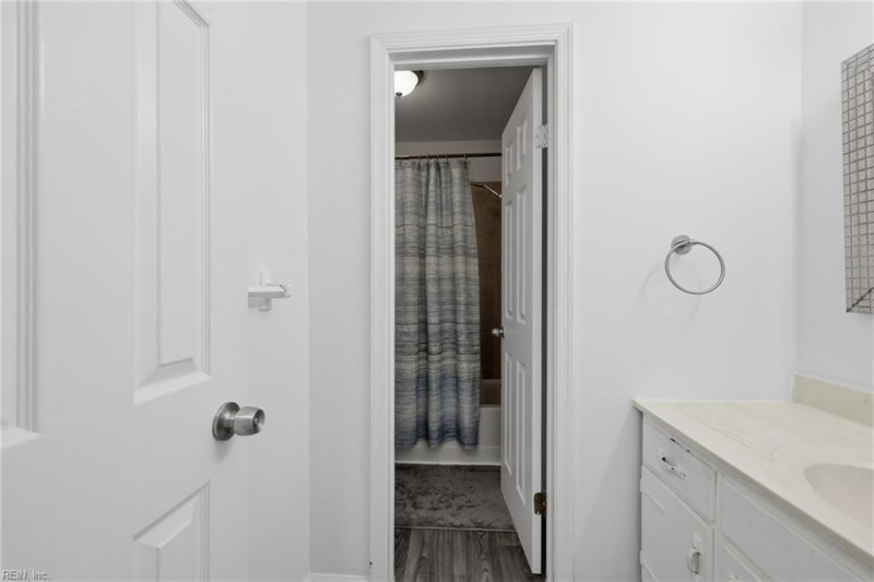 Photo 32 of 44 residential for sale in Virginia Beach virginia