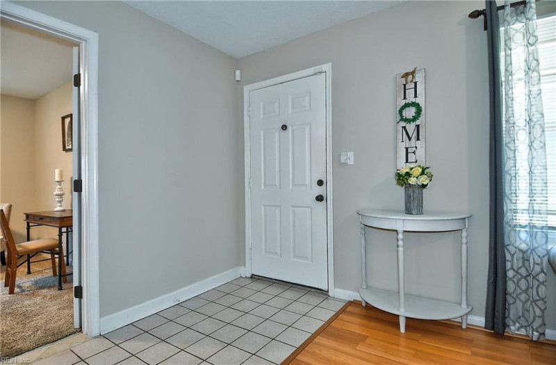 Photo 4 of 37 residential for sale in Virginia Beach virginia Photo 4 of 37 residential for sale in Virginia Beach virginia