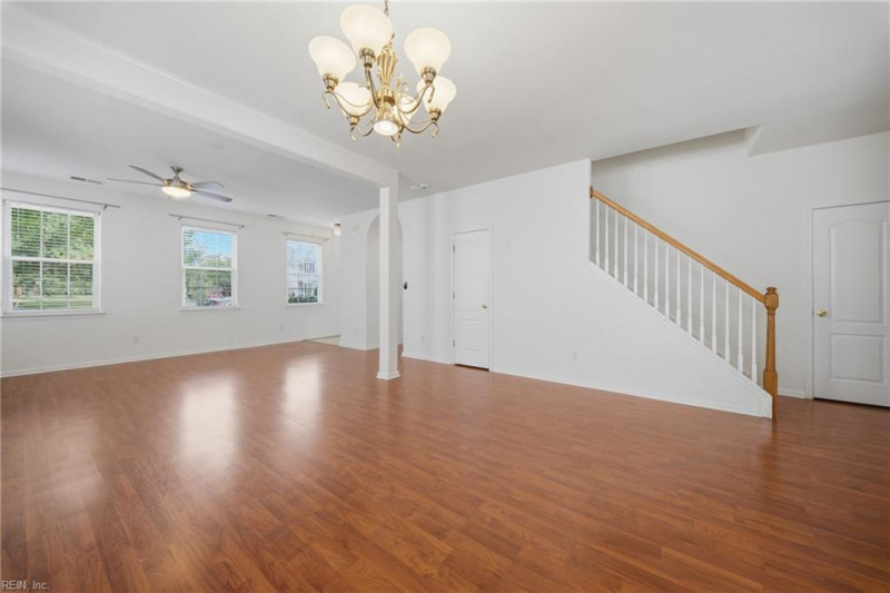 Photo 11 of 48 residential for sale in Virginia Beach virginia