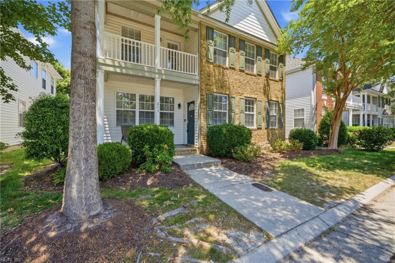 Photo 2 of 48 residential for sale in Virginia Beach virginia