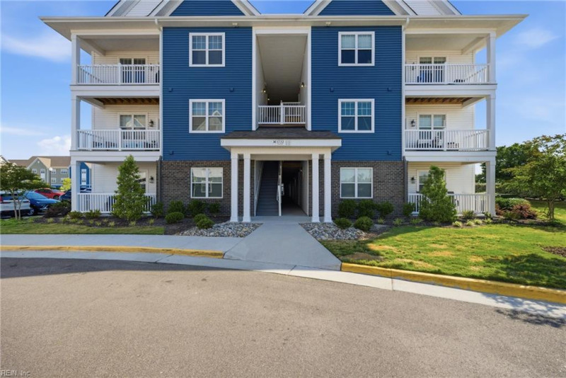 Photo 1 of 37 residential for sale in Virginia Beach virginia